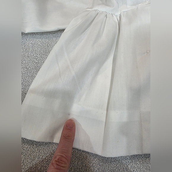 Vintage Alexis White Kids Shirt/Dress with Floral Embroidery - Picture 15 of 16